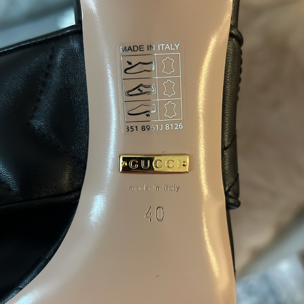 Black quilted thong sandals from Gucci size 40 NEW without the box - Picture 11 of 11